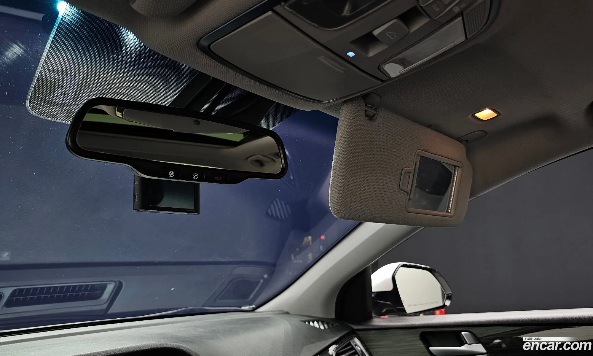 Hyundai LF Sonata 2014 — 22