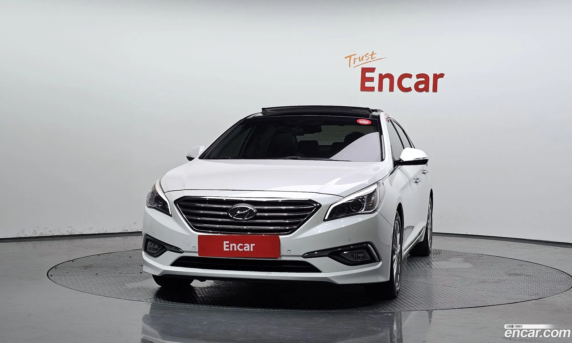 Hyundai LF Sonata 2014 — 18