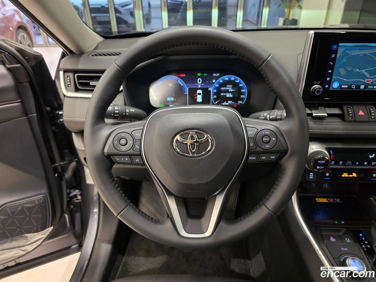 Toyota RAV4 2025 — 2