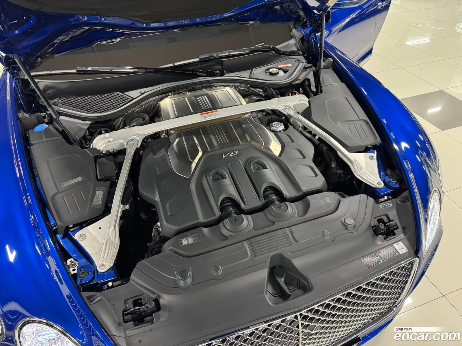 Bentley Continental GT 2022 — 12