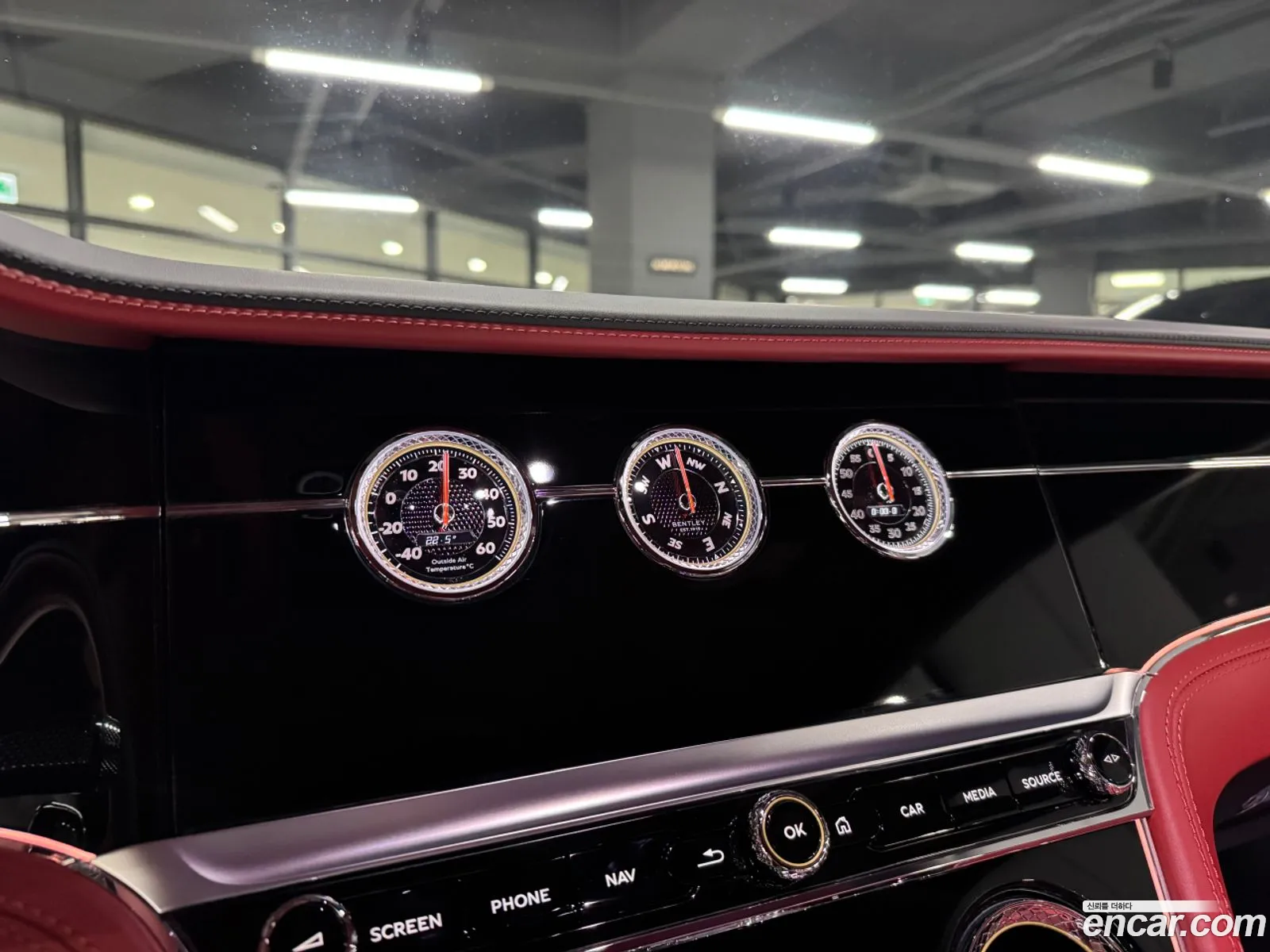 Bentley Continental GT 2022 — 16