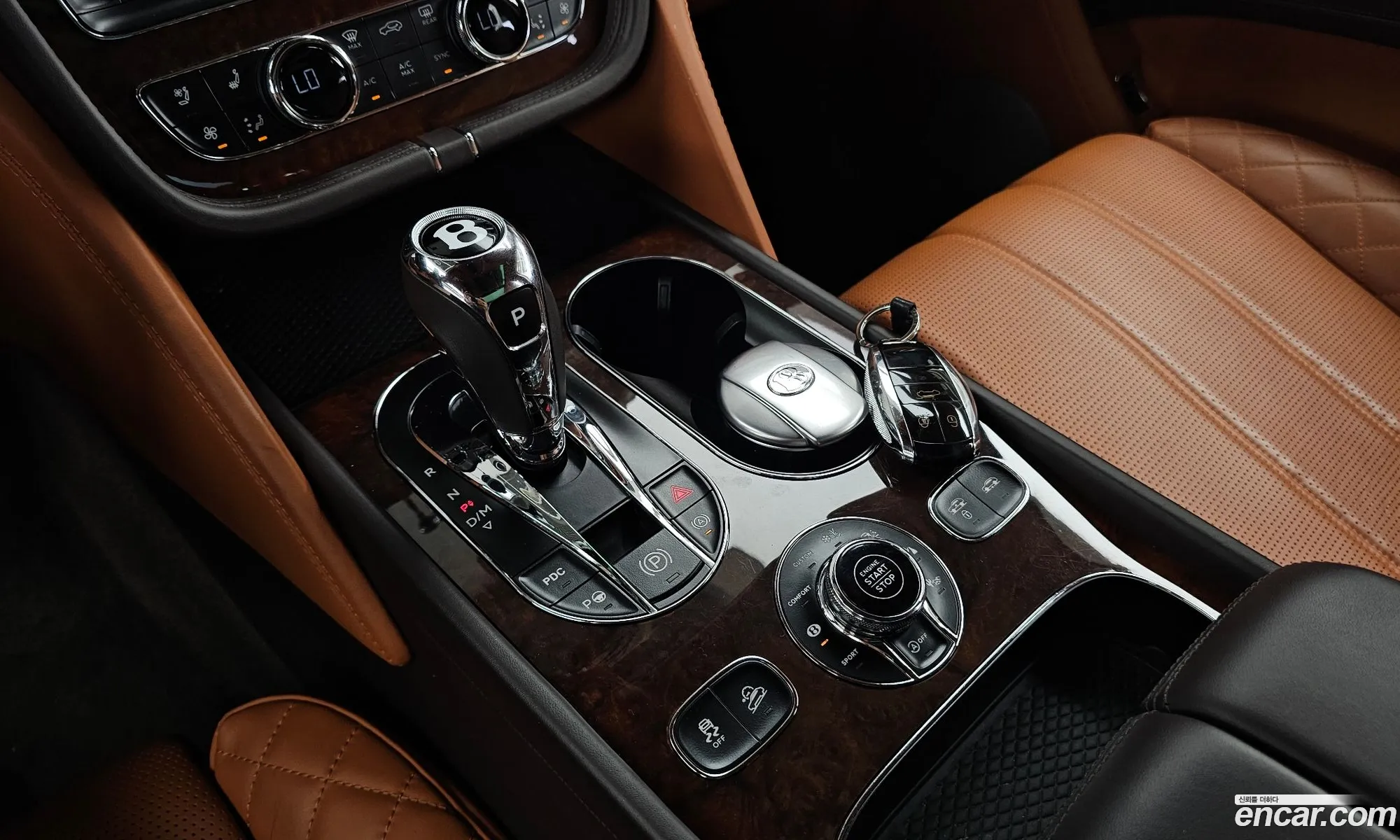 Bentley Bentayga 2018 SJAAC14V2JC020095 — 7