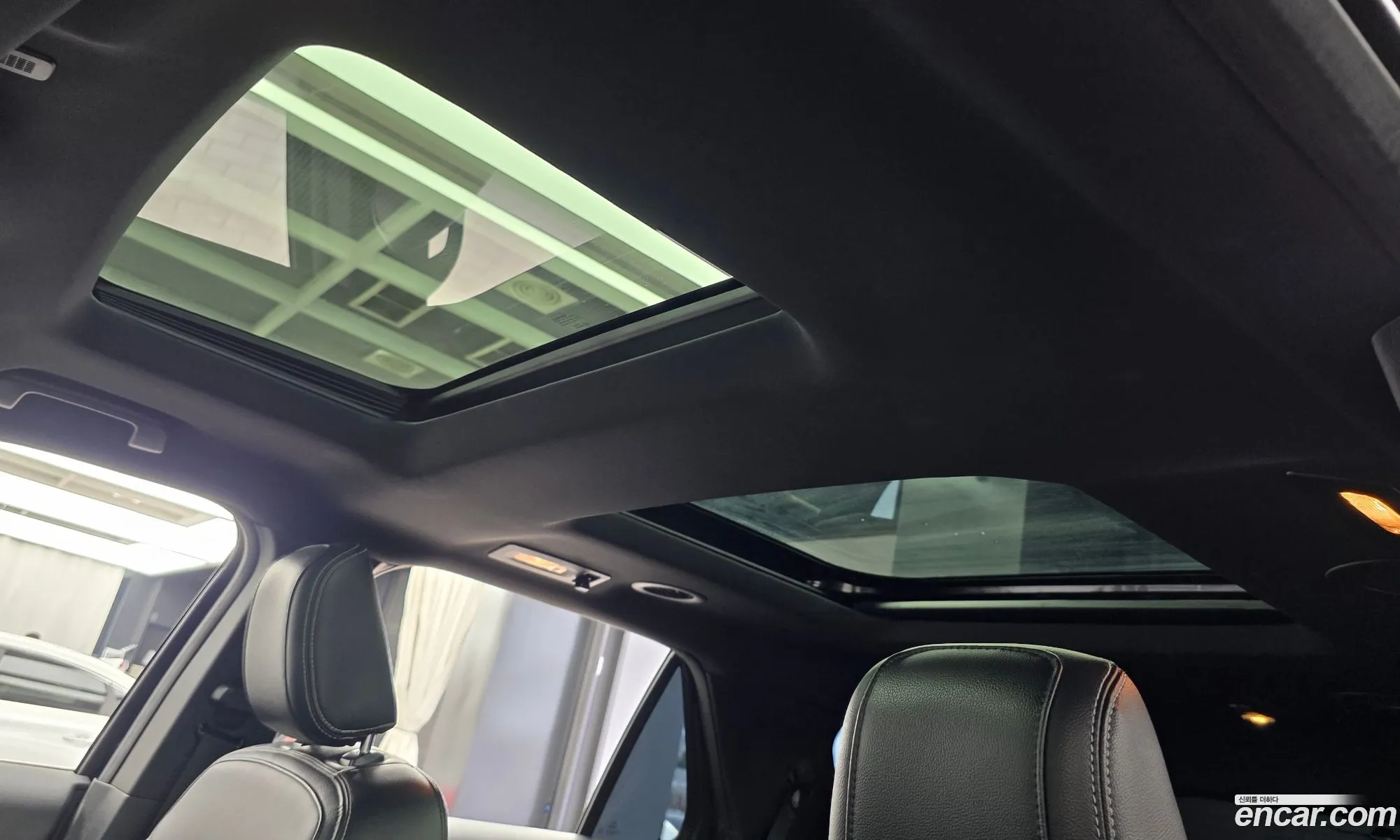 Ford Explorer 2018 1FM5K8F80JGA49702 — 11