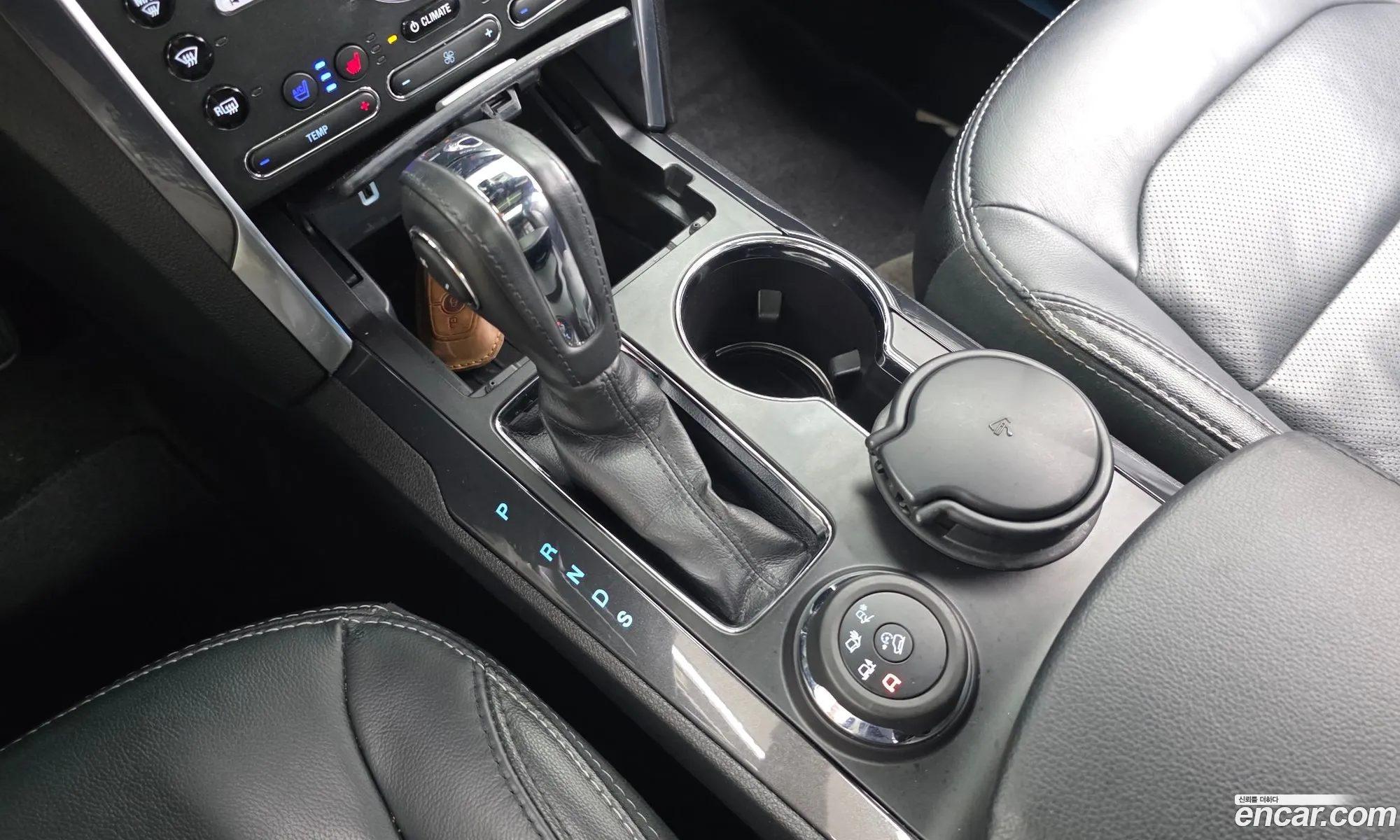 Ford Explorer 2018 1FM5K8F80JGA49702 — 31