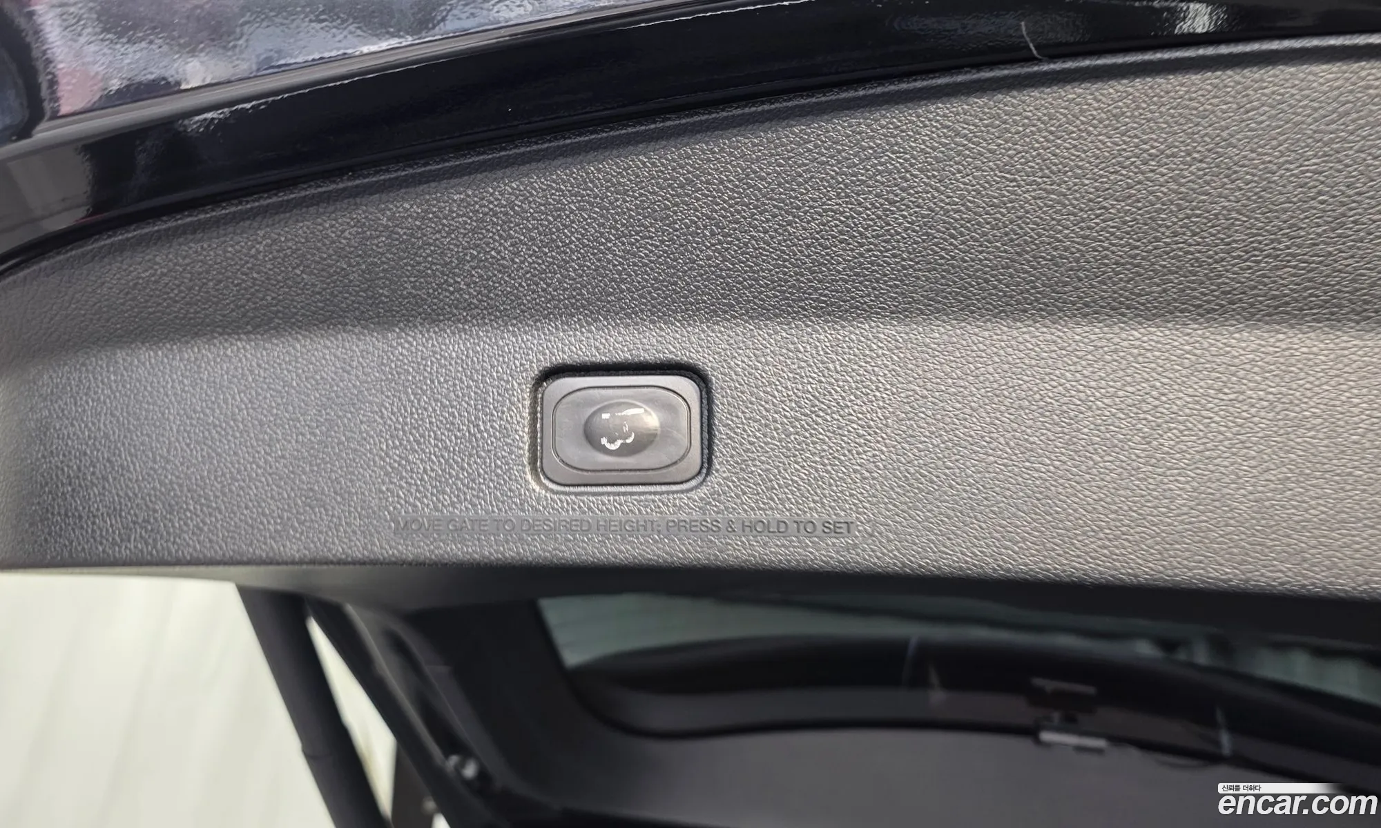 Ford Explorer 2018 1FM5K8F80JGA49702 — 25