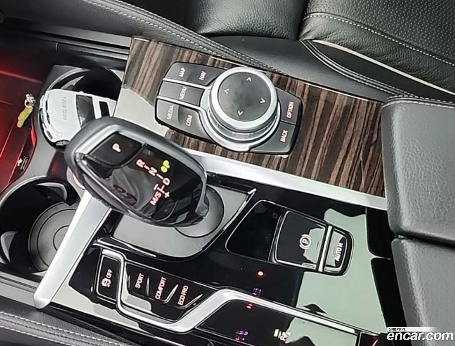 BMW 5 Series 2022 — 18
