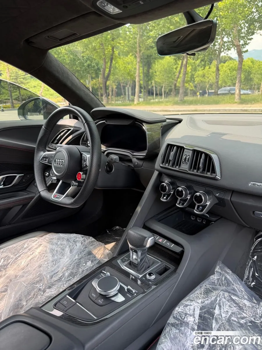 Audi R8 2021 — 16