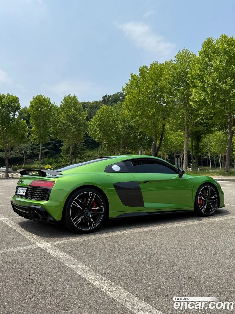Audi R8 2021 — 11
