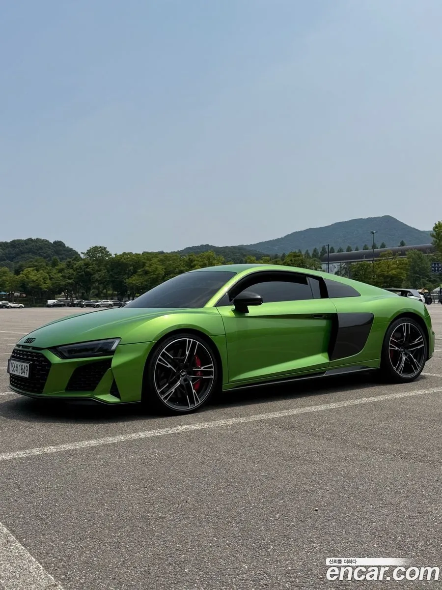 Audi R8 2021 — 6