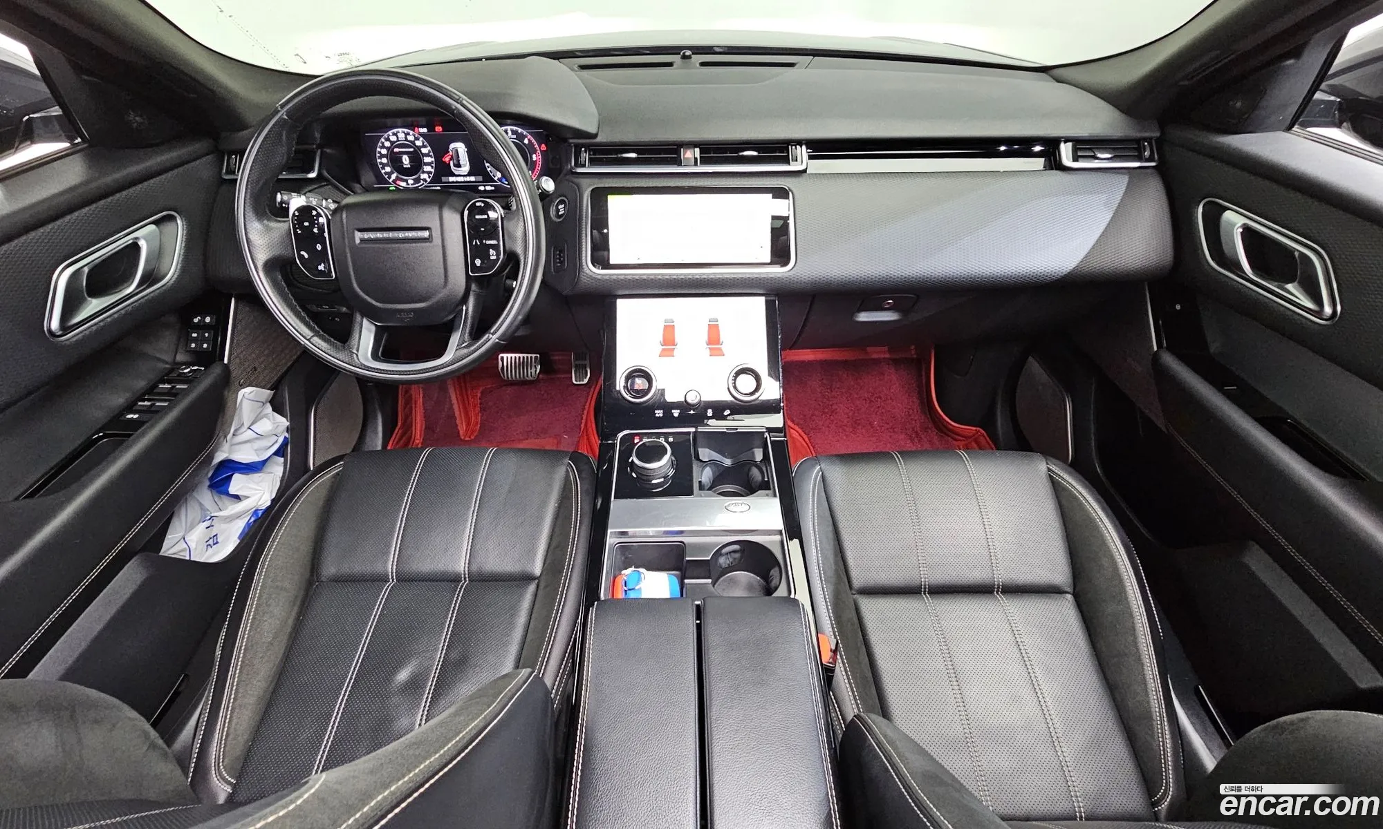 Land Rover Range Rover Velar 2018 — 11