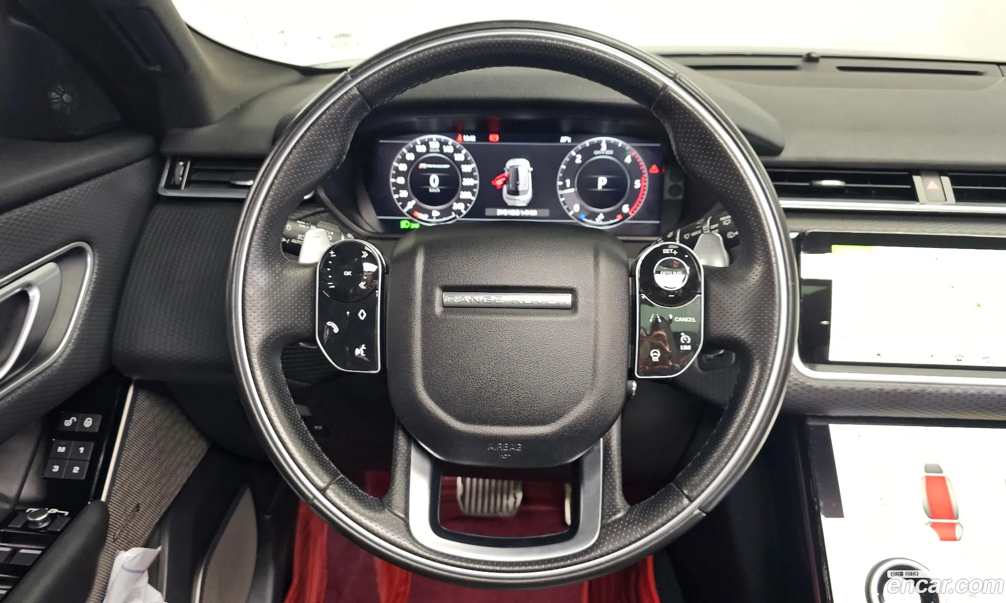 Land Rover Range Rover Velar 2018 — 28