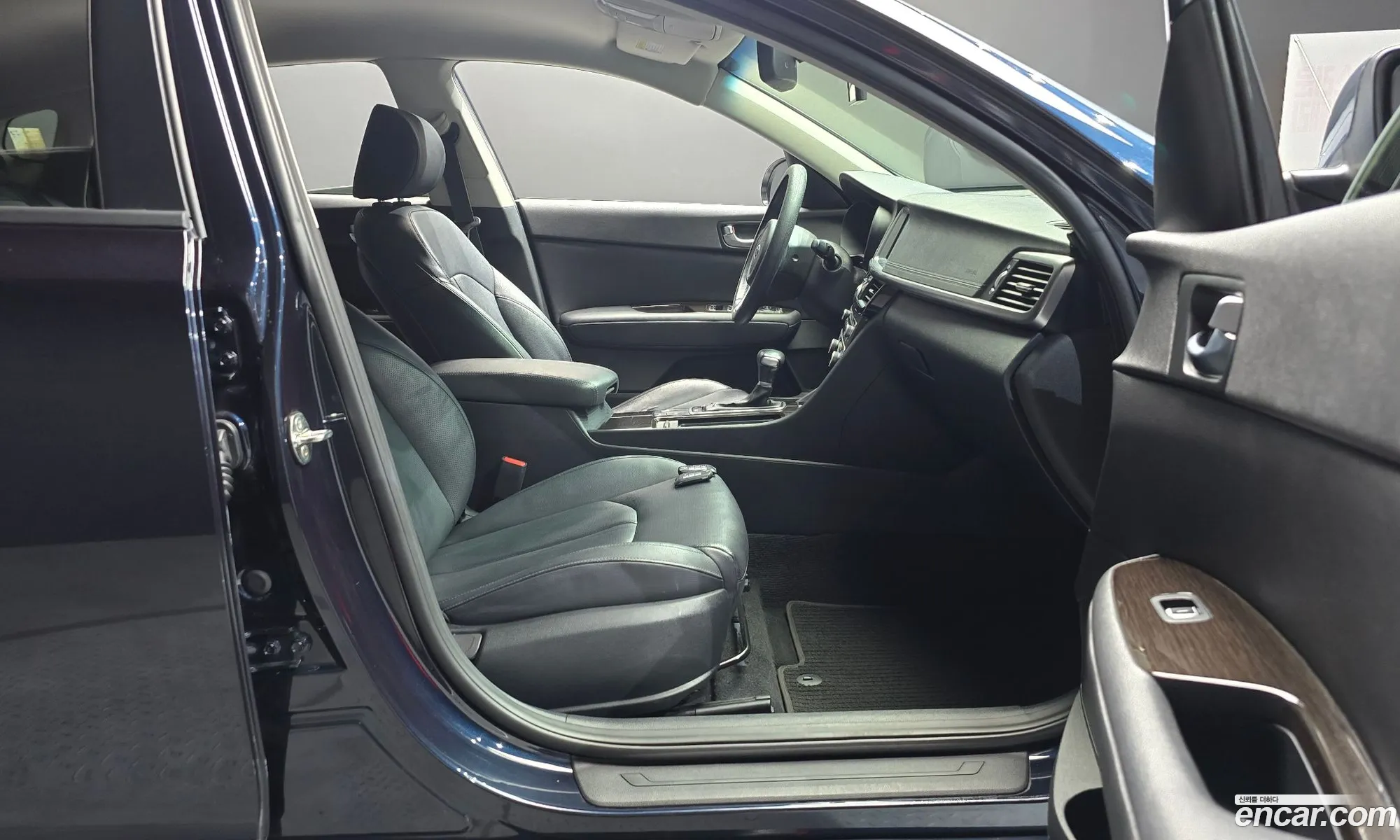 Kia K5 2018 — 19