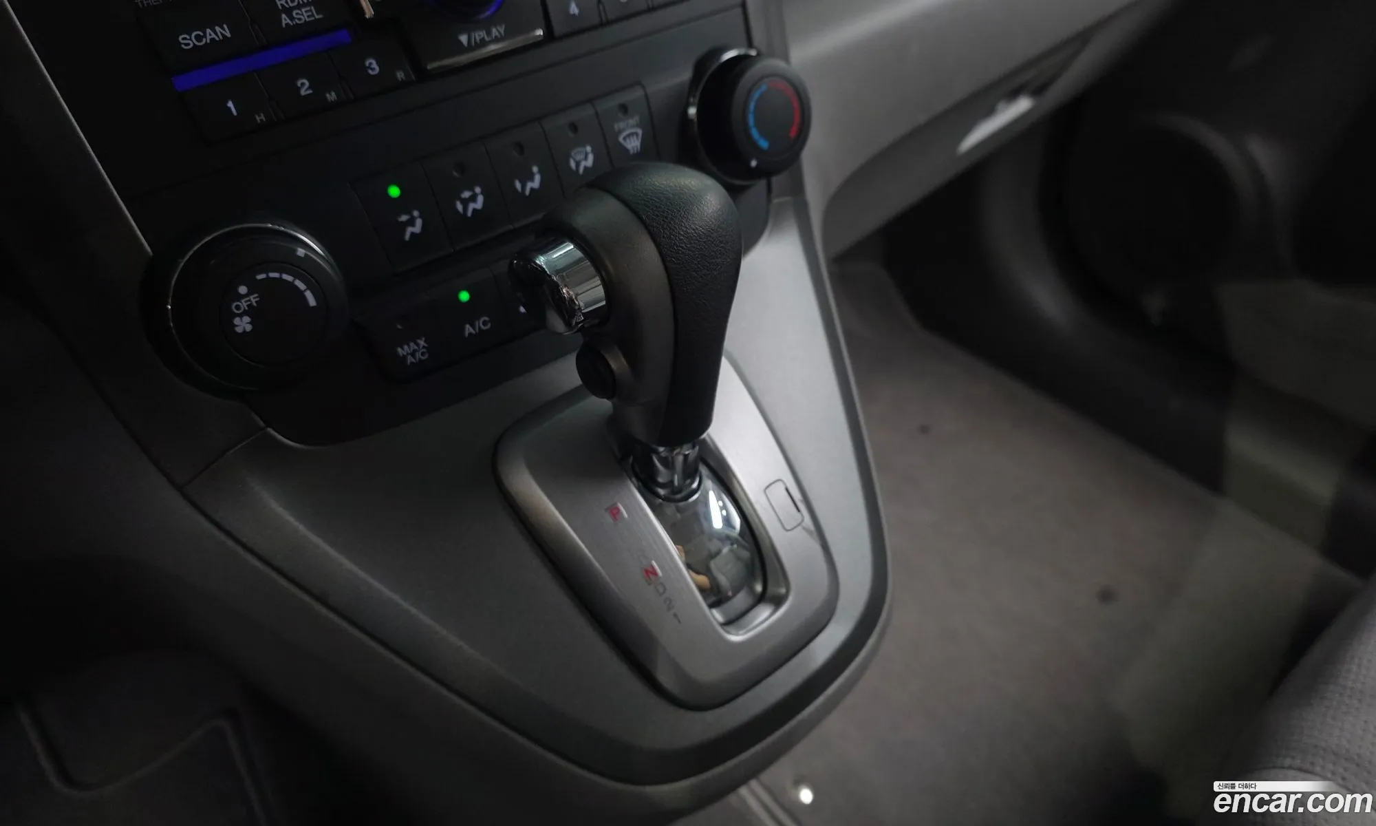 Honda CR-V 2011 — 16