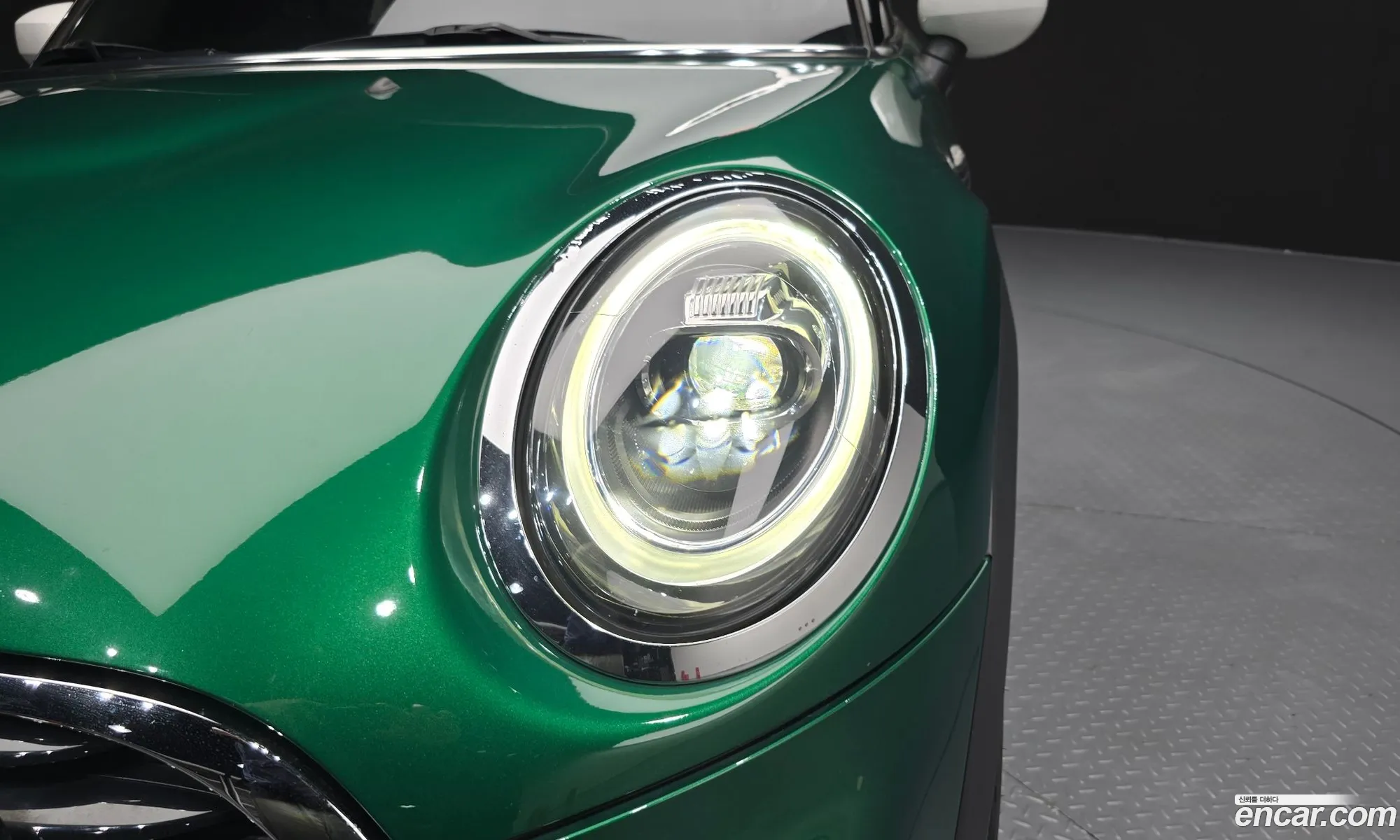 Mini Cooper 2020 — 16