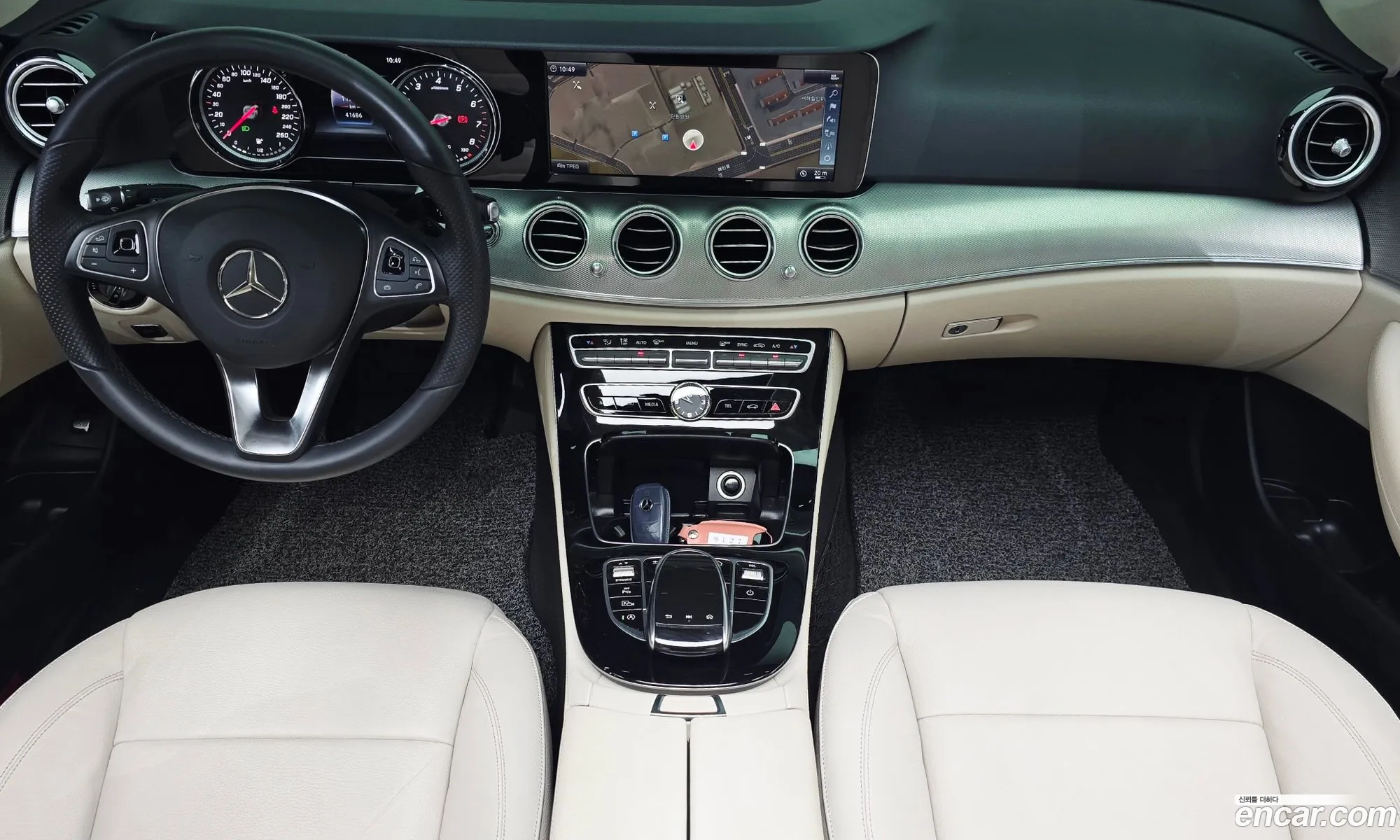 Mercedes-Benz E-Class W213 2018 WDDZF4CB0JA401446 — 3