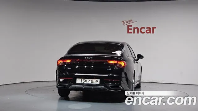 Kia K5 Hybrid 2021 — 3