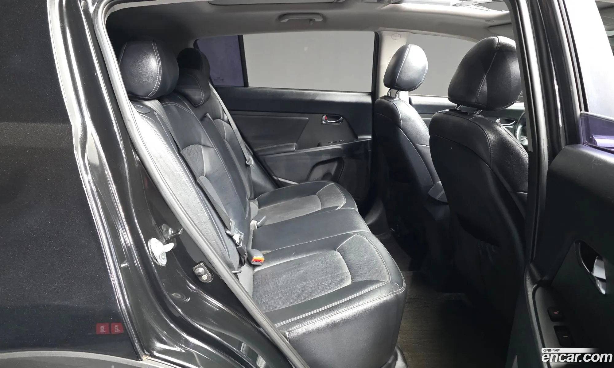 Kia Sportage R 2012 — 11
