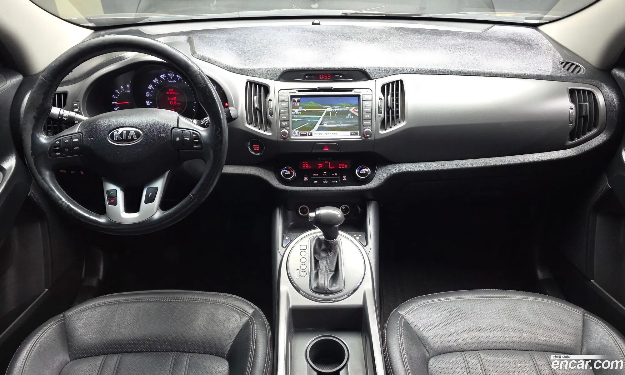 Kia Sportage R 2012 — 17