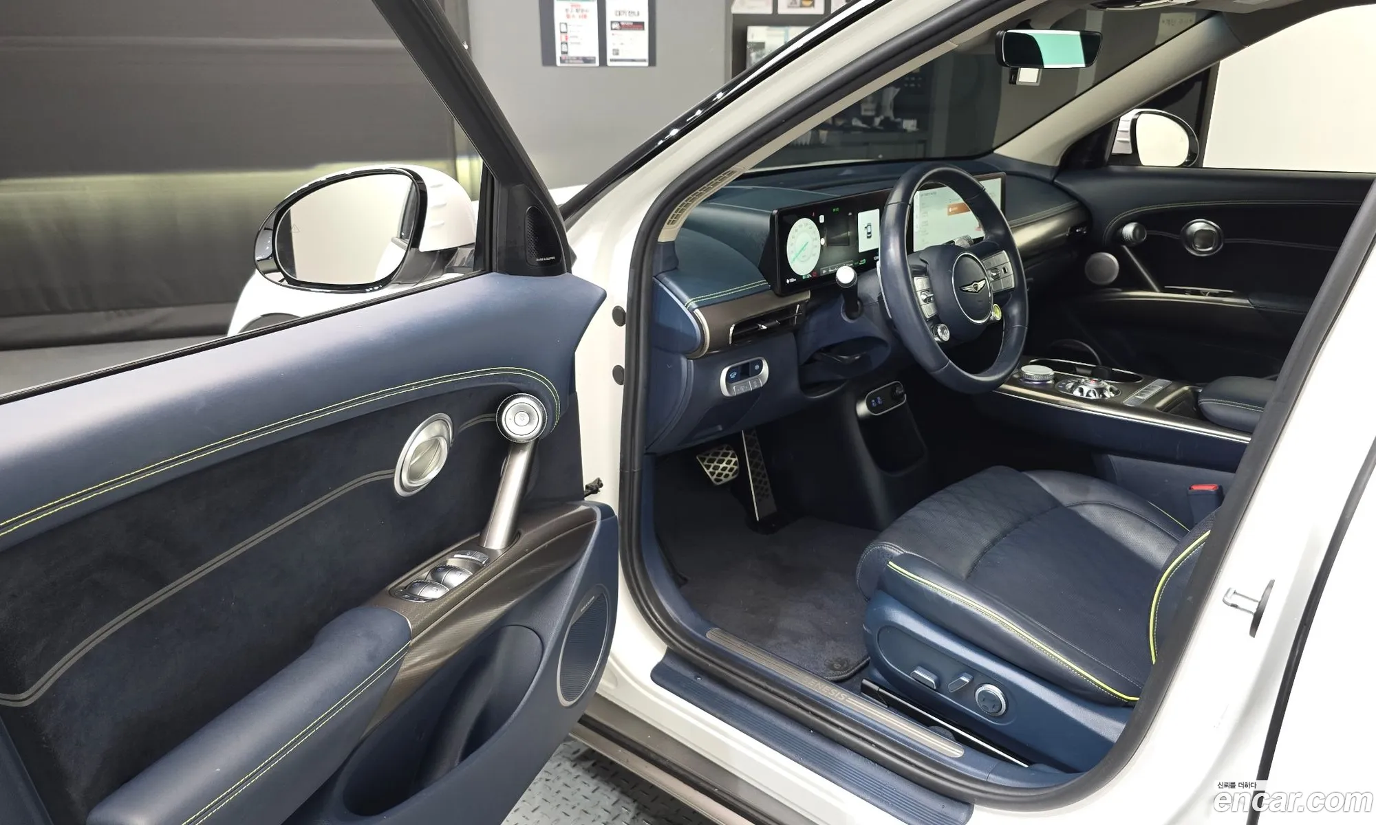 Genesis GV60 2022 — 4