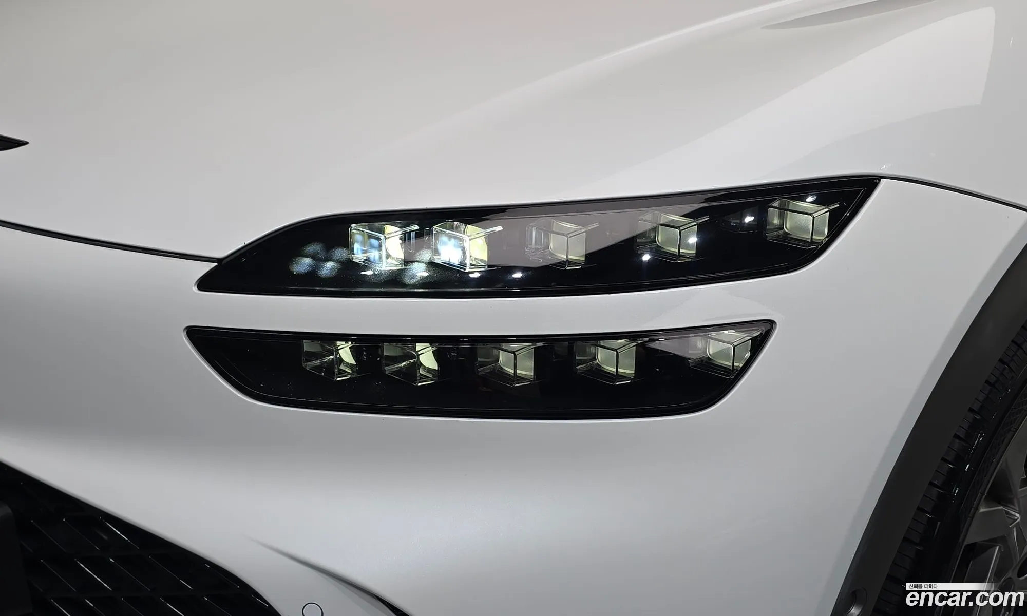 Genesis GV60 2022 — 11
