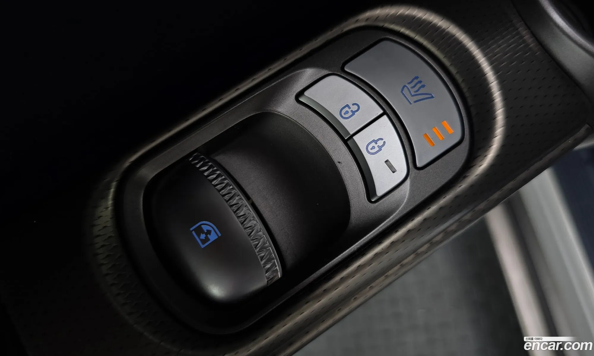 Genesis GV60 2022 — 33