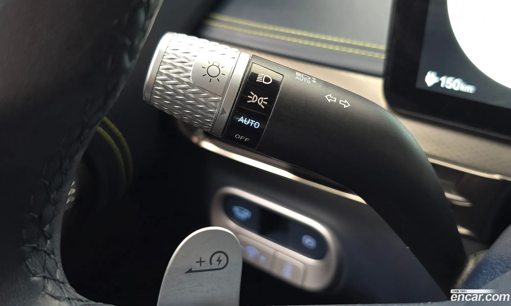 Genesis GV60 2022 — 23
