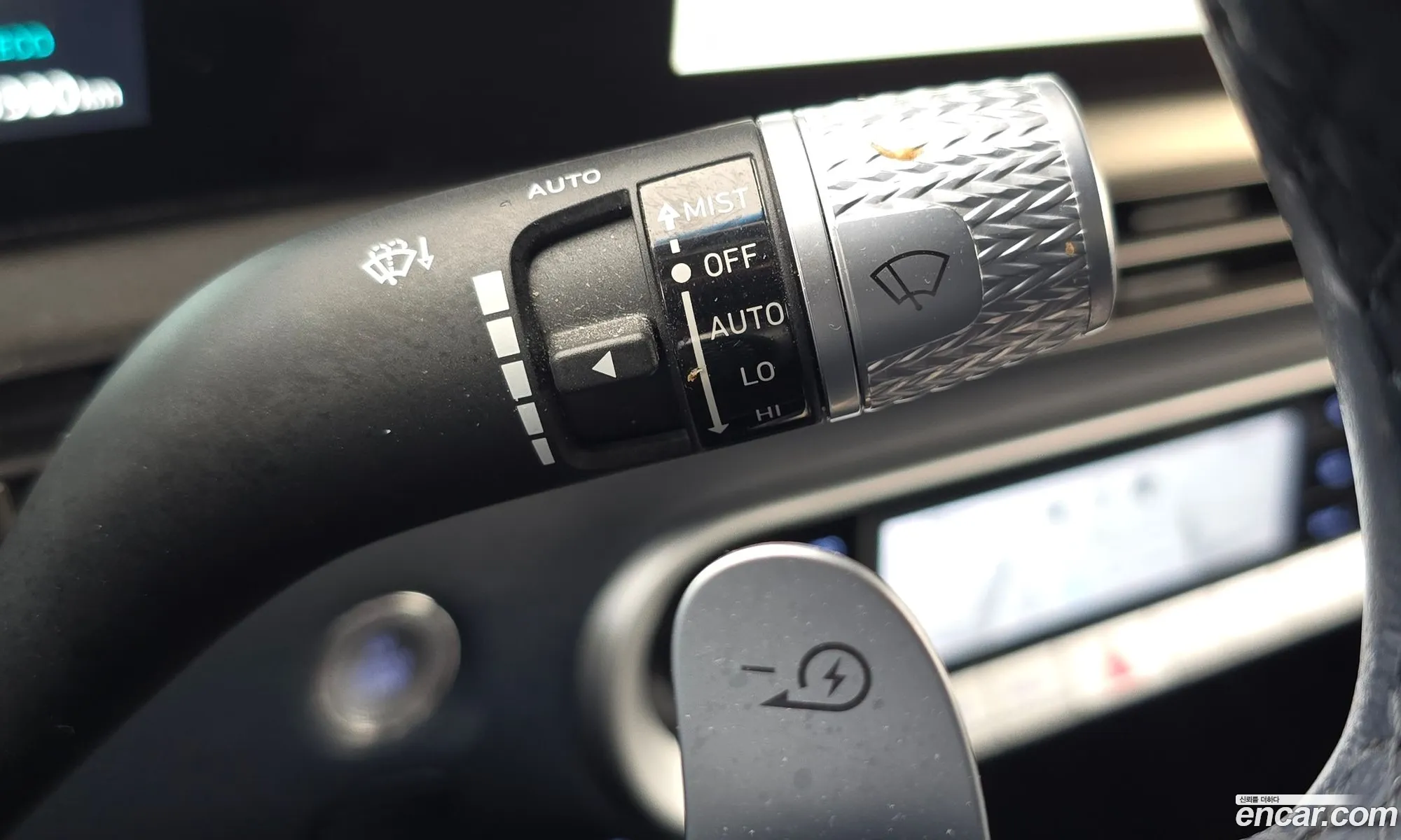 Genesis GV60 2022 — 3