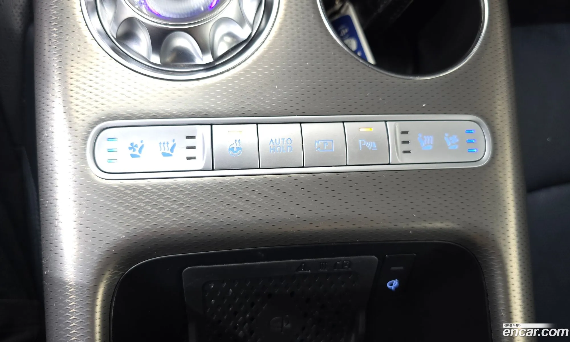Genesis GV60 2022 — 10