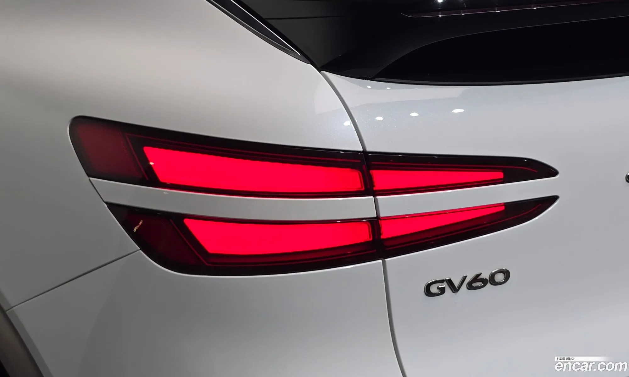 Genesis GV60 2022 — 27