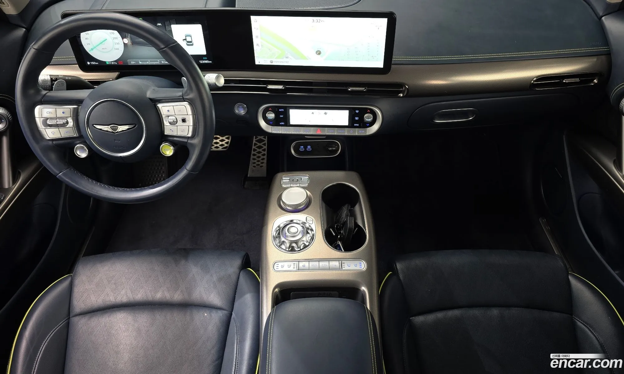 Genesis GV60 2022 — 22