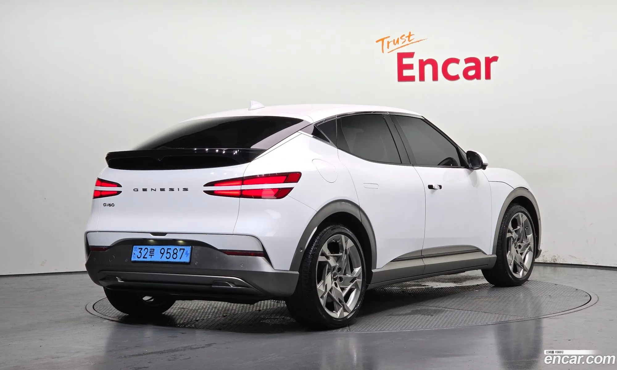 Genesis GV60 2022 — 38