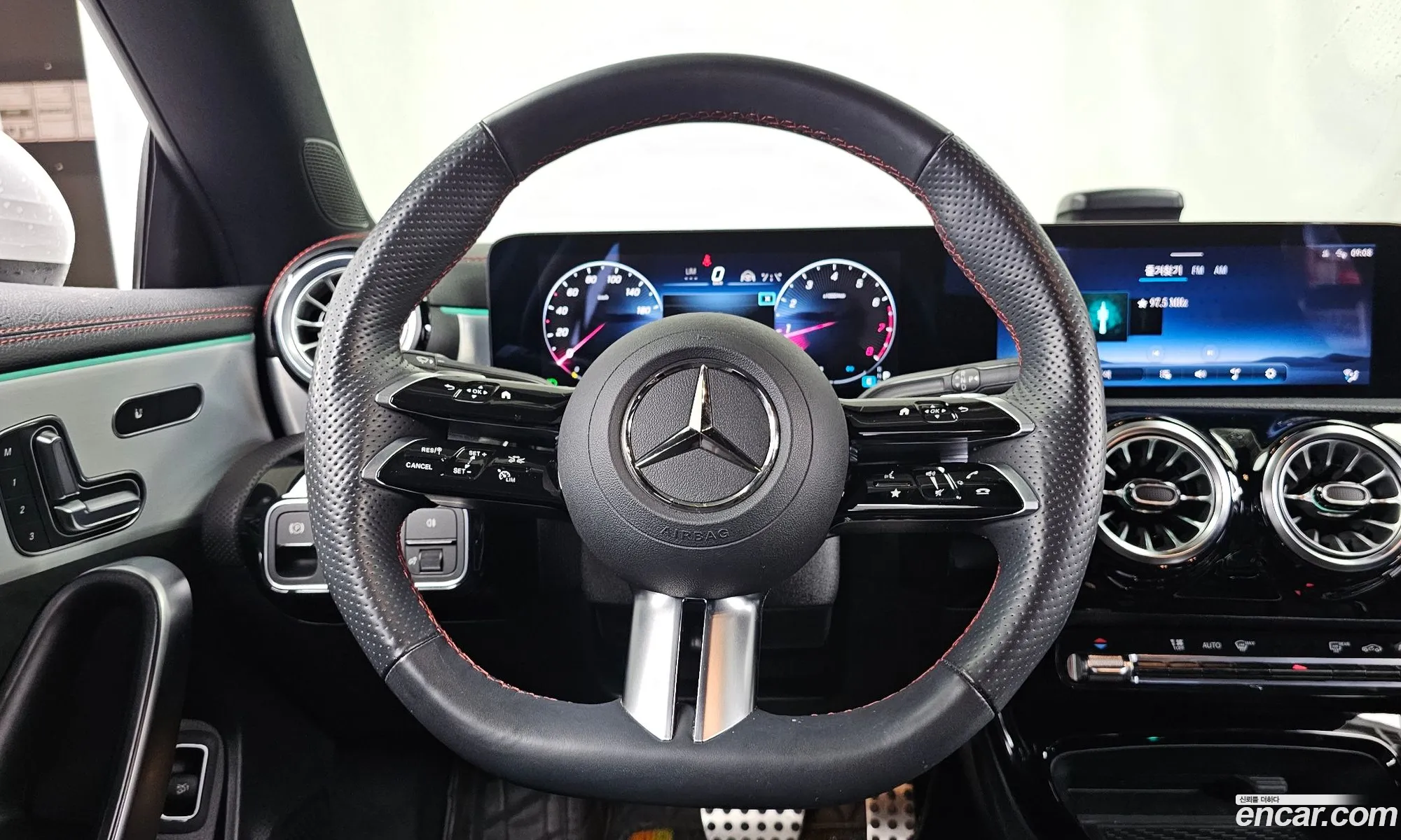 Mercedes-Benz CLA-Class C118 2024 — 25