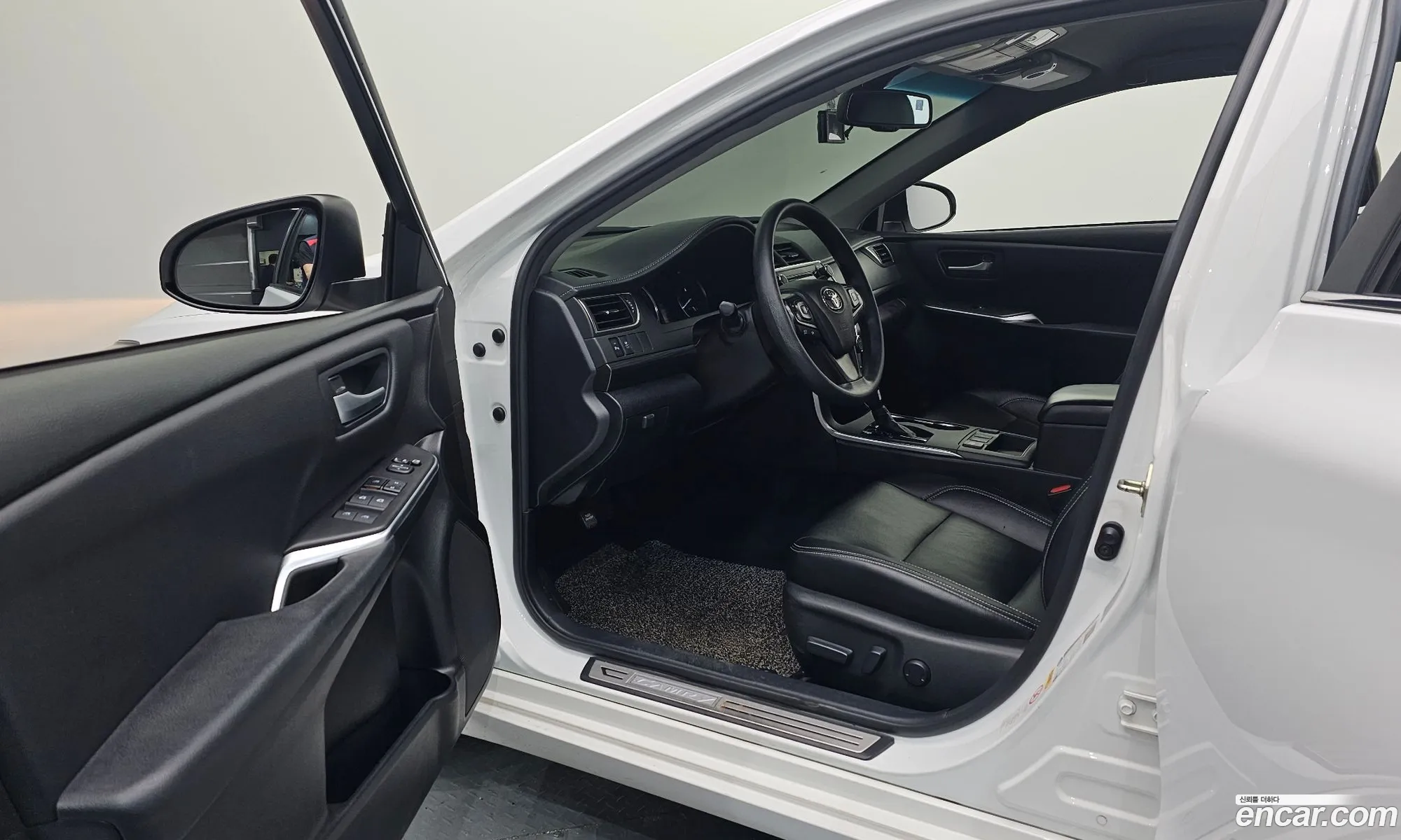 Toyota Camry 2017 4T1BD1FK0HU226163 — 9