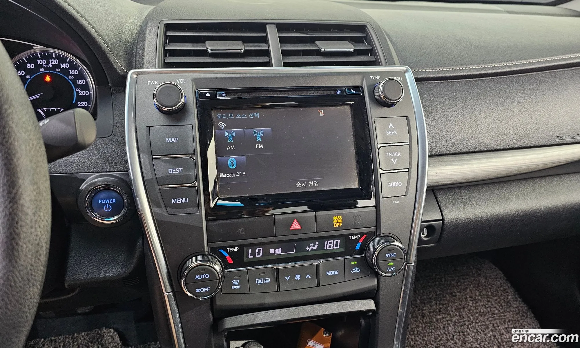 Toyota Camry 2017 4T1BD1FK0HU226163 — 3