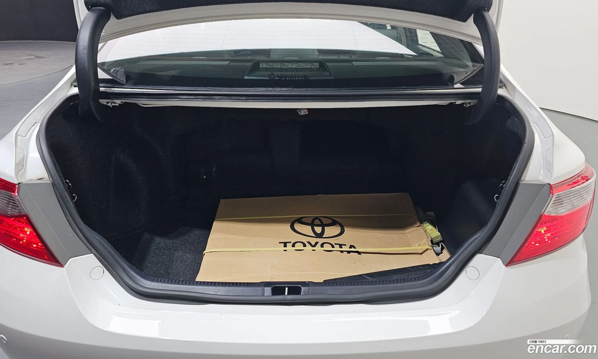 Toyota Camry 2017 4T1BD1FK0HU226163 — 25
