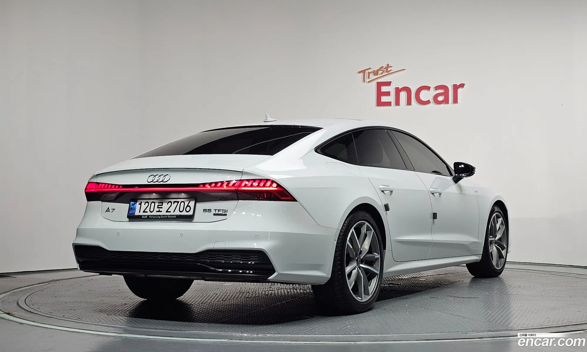 Audi A7 2023 WAUZZZF26PN034738 — 3