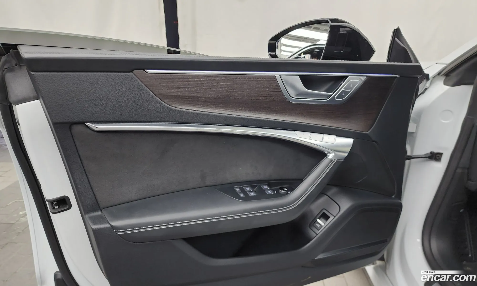 Audi A7 2023 WAUZZZF26PN034738 — 30