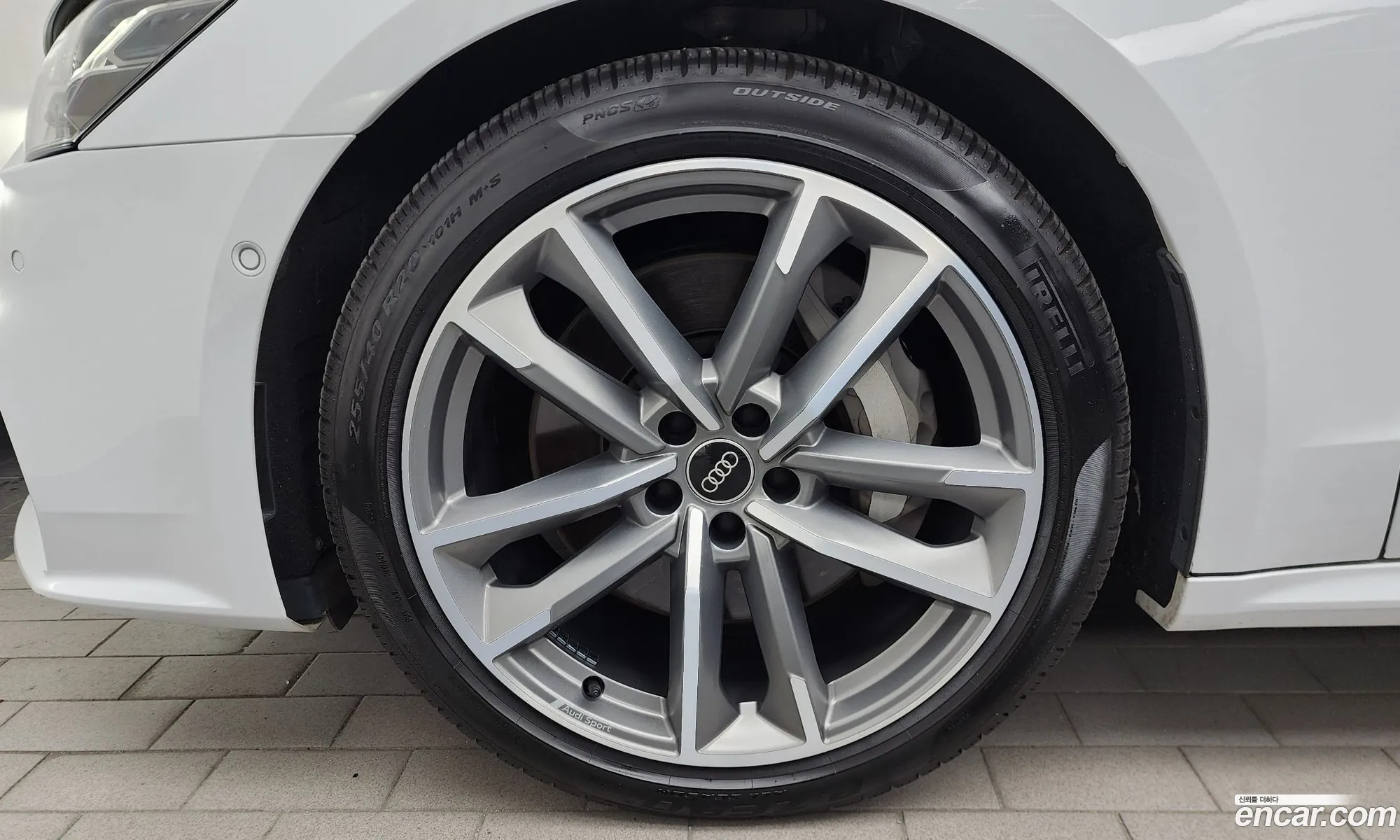 Audi A7 2023 WAUZZZF26PN034738 — 25
