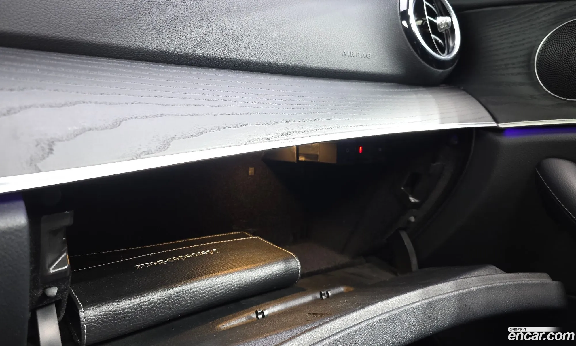 Mercedes-Benz E-Class W213 2019 WDDZF0EB8KA567057 — 27