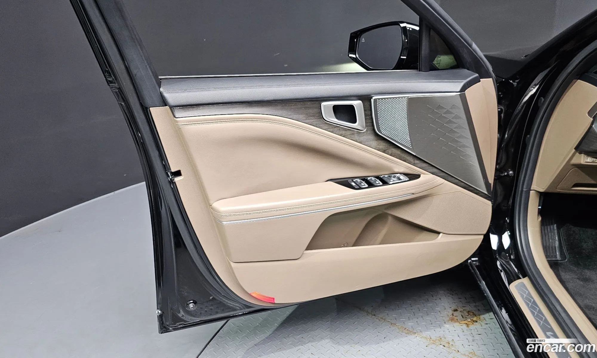 Kia K8 2024 — 30