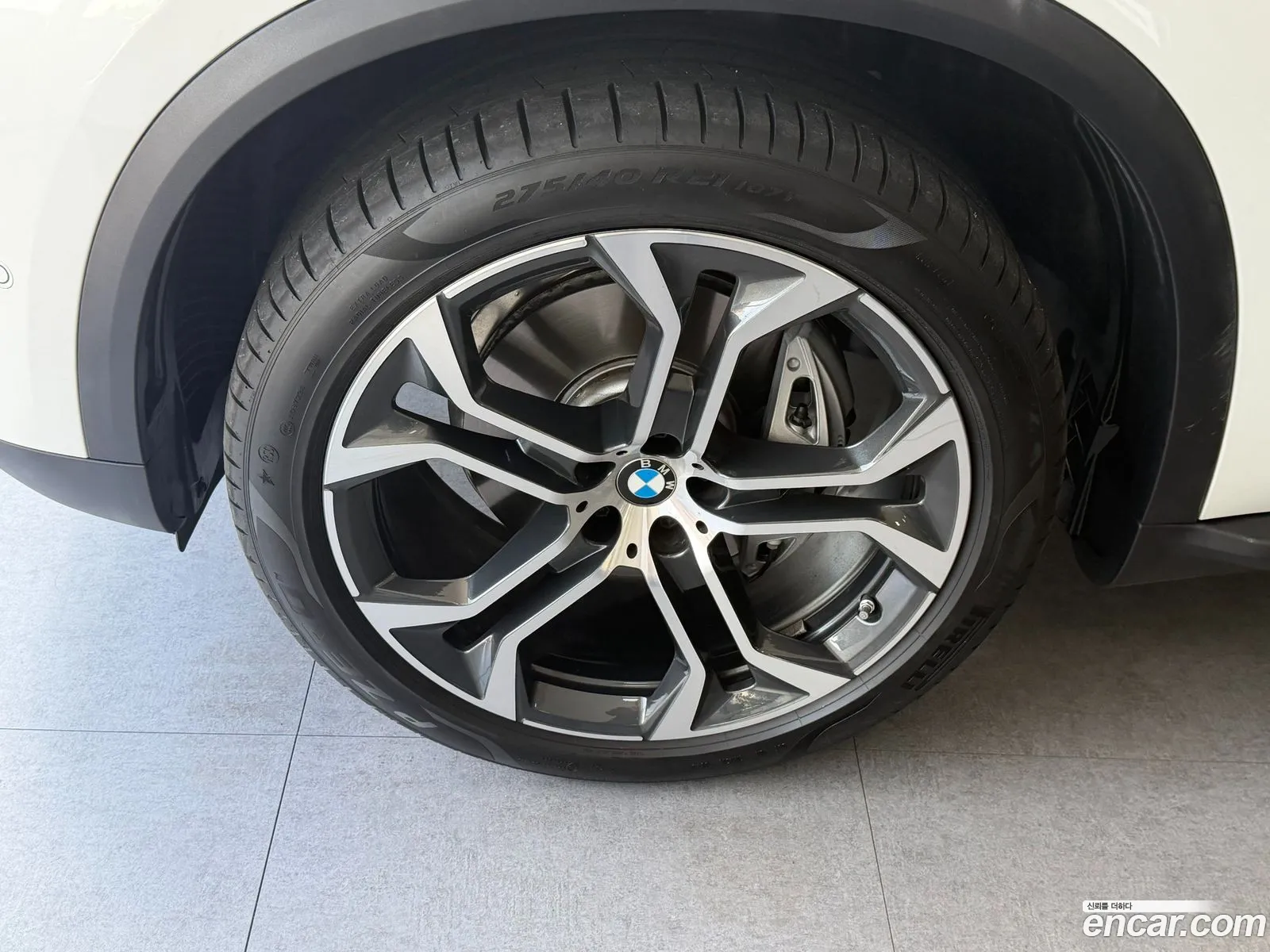 BMW X5 2025 — 16