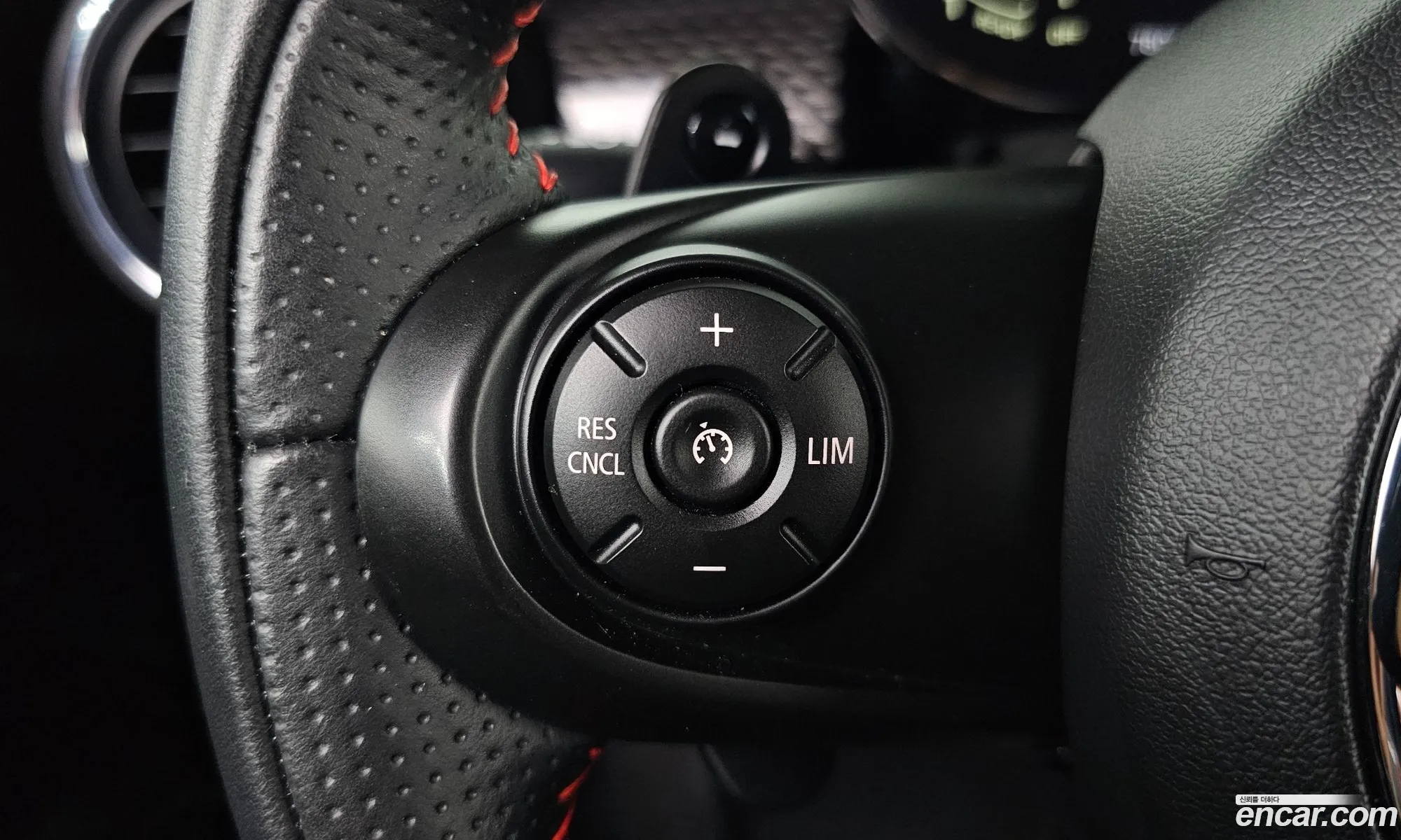 Mini Cooper S 2021 WMWXV9106M2N99450 — 4