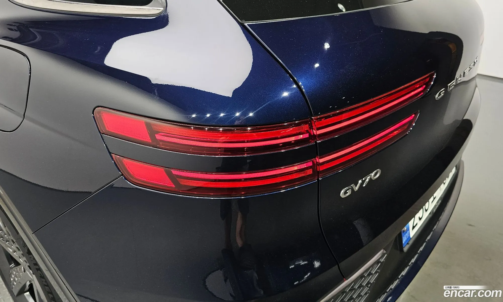 Genesis GV70 2023 — 23