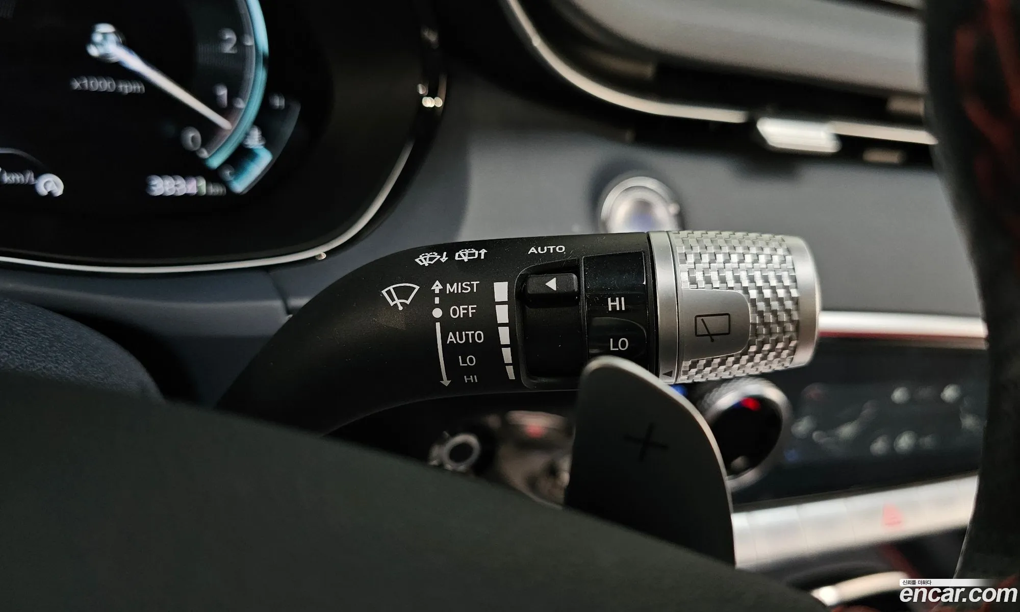 Genesis GV70 2023 — 22
