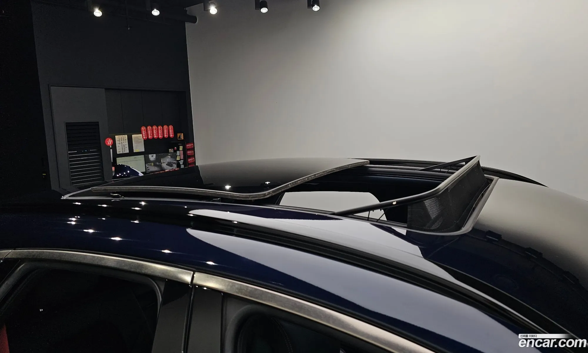 Genesis GV70 2023 — 16