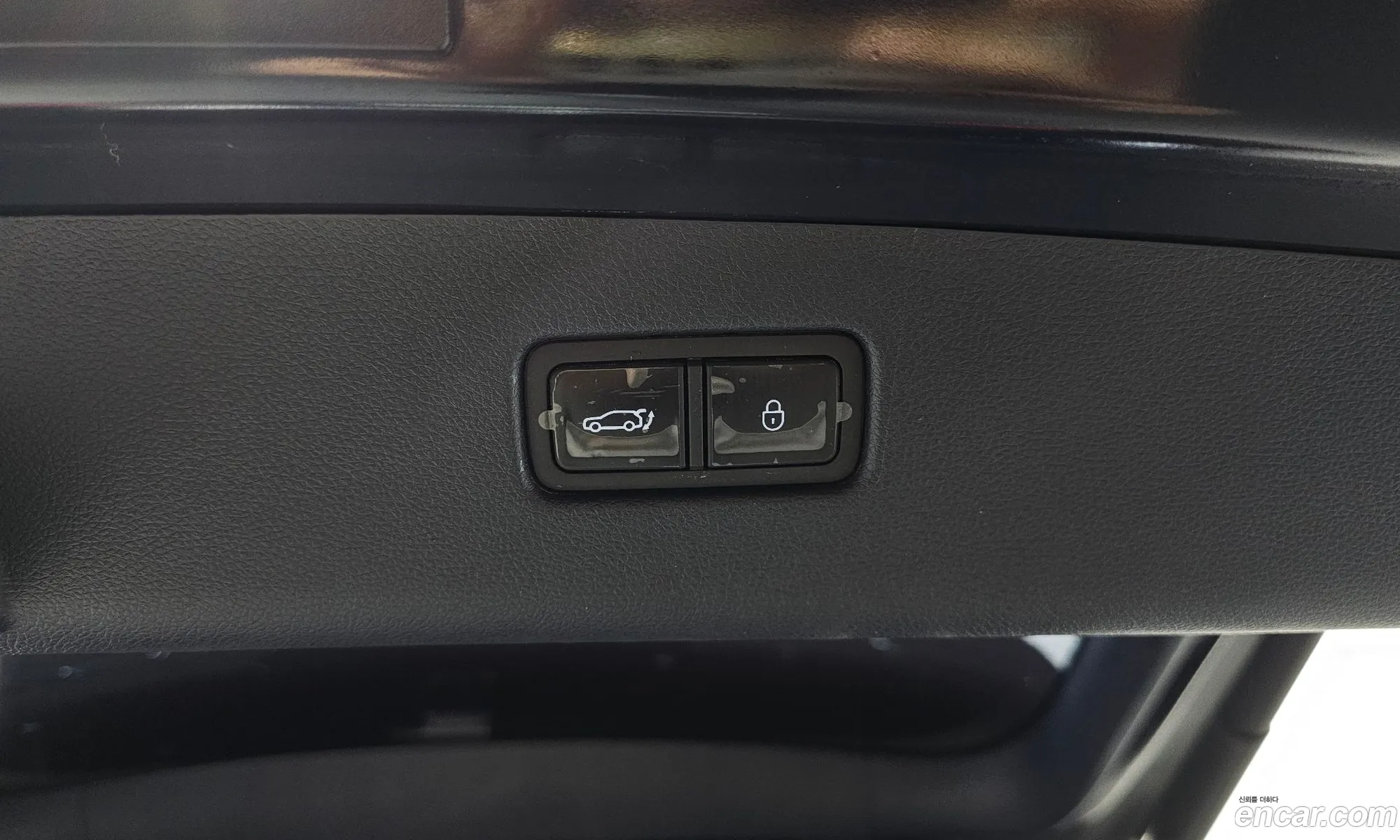 Genesis GV70 2023 — 27
