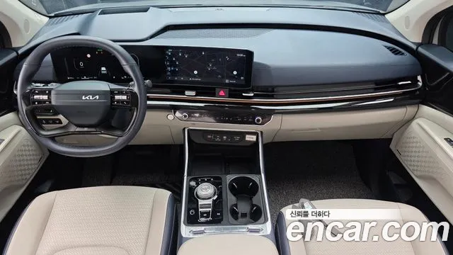 Kia Carnival 2025 — 4