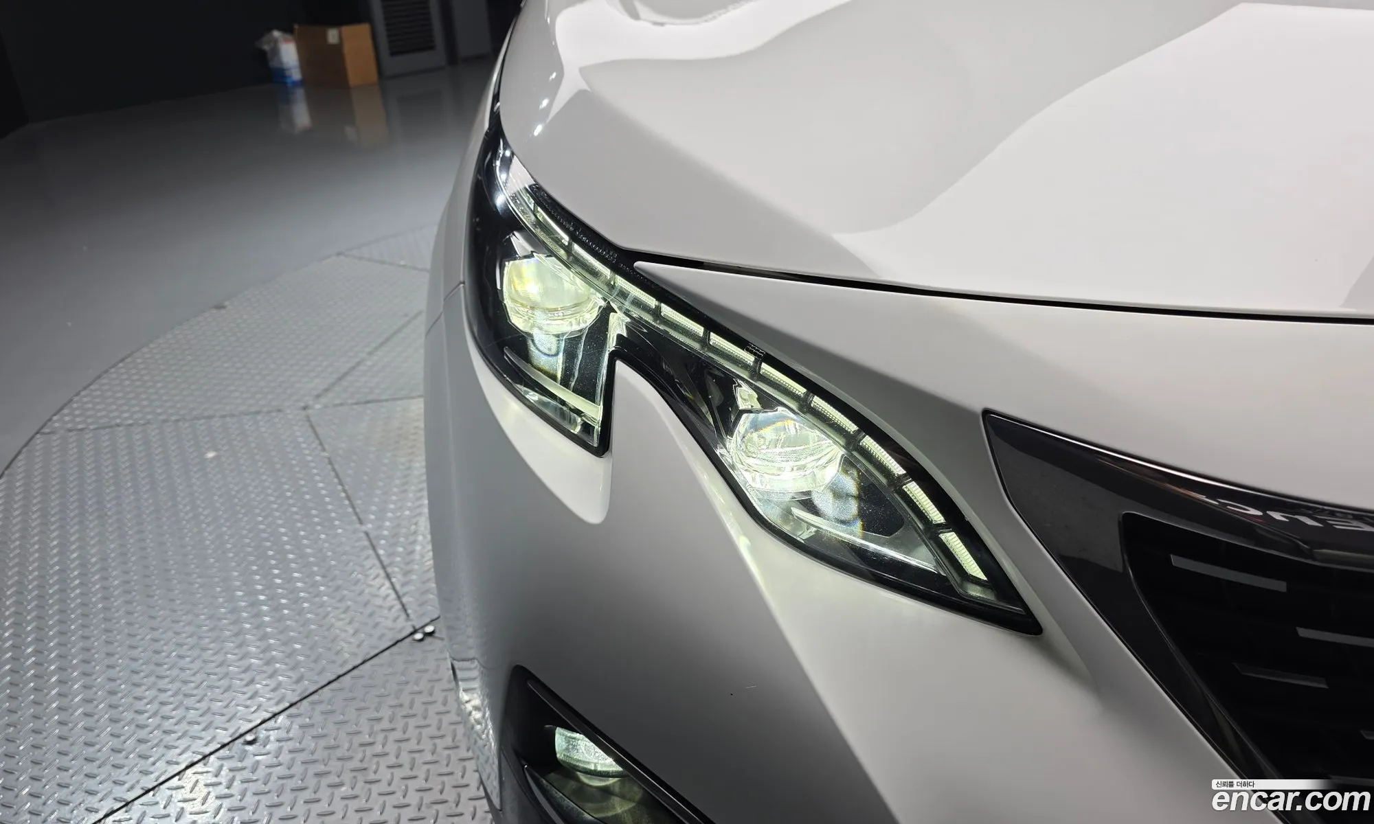 Peugeot 3008 2017 — 18