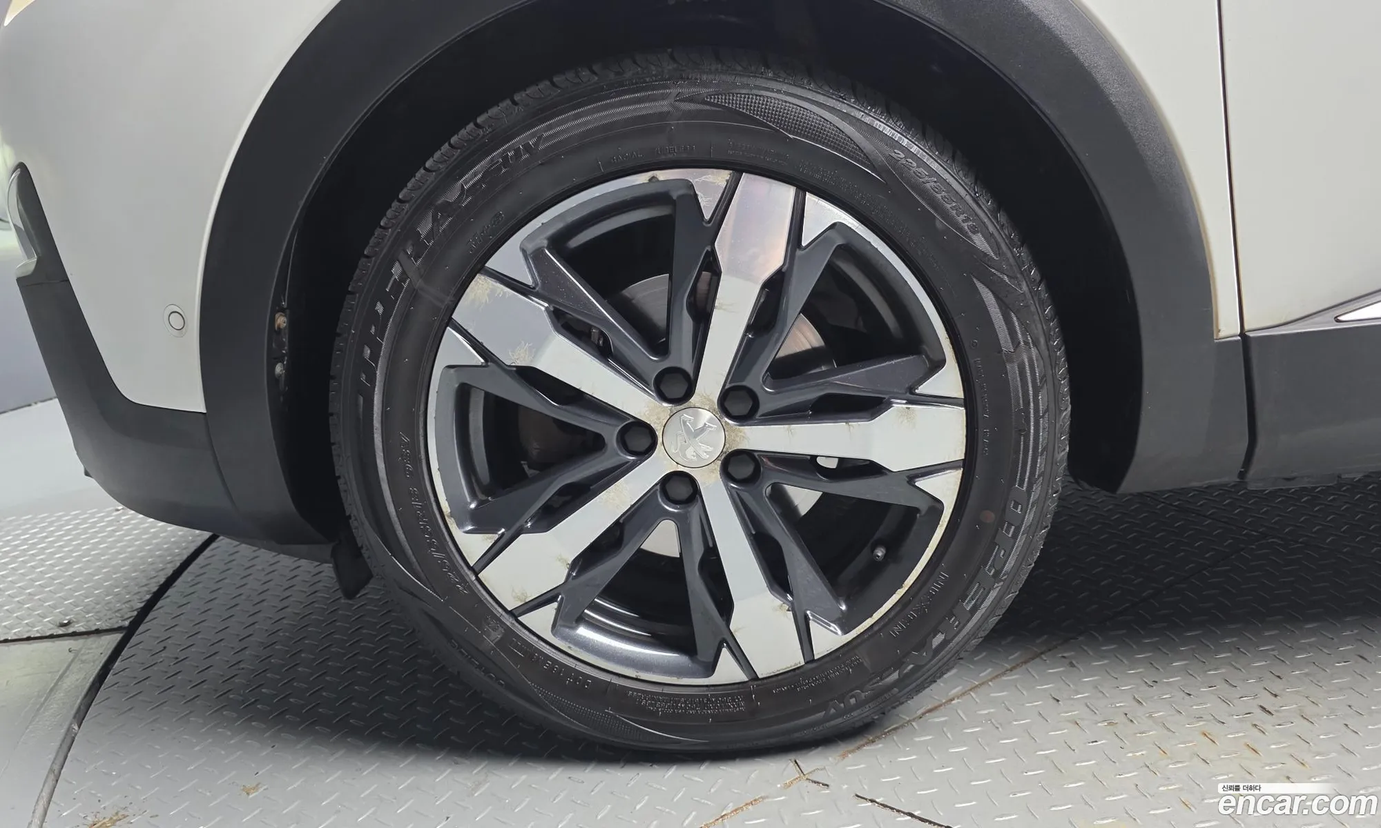 Peugeot 3008 2017 — 11