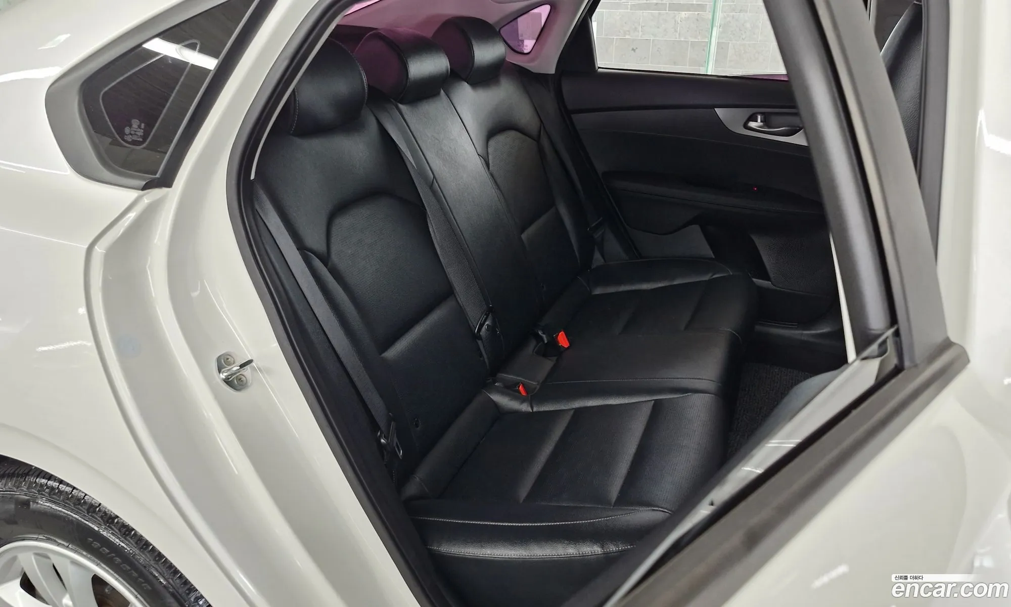 Kia K3 2018 — 10
